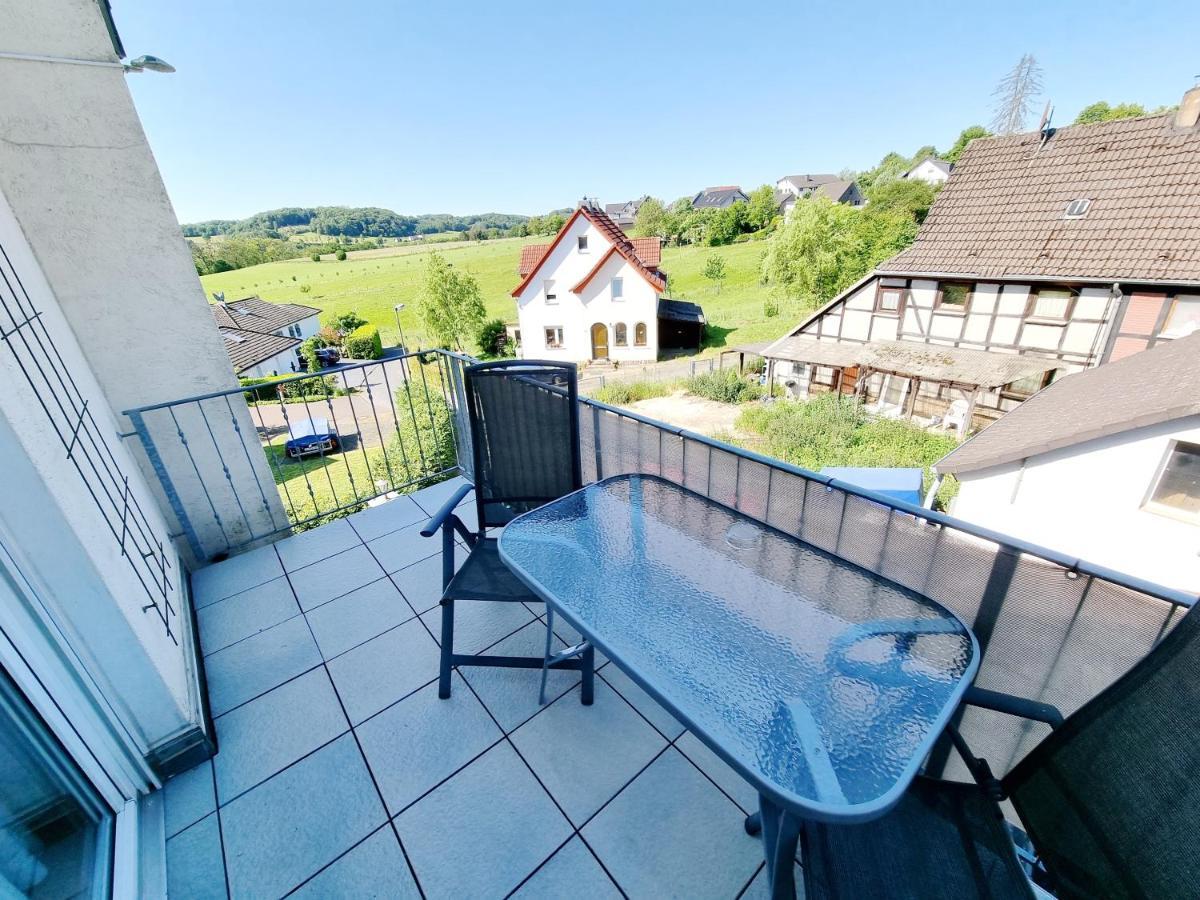 Ferienwohnung Lindlar-Linde Esterno foto