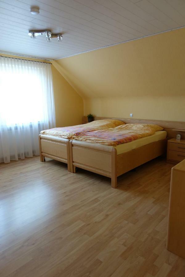 Ferienwohnung Lindlar-Linde Esterno foto