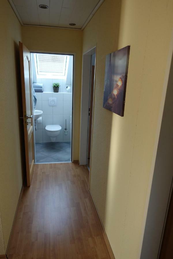 Ferienwohnung Lindlar-Linde Esterno foto